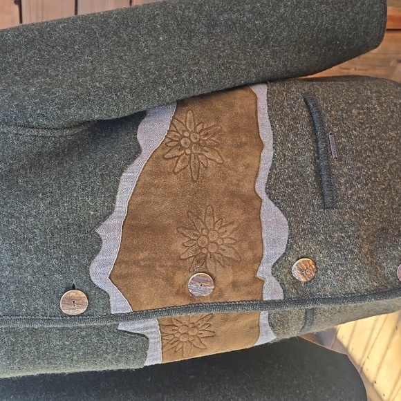 GIESSWEIN Vintage Wool Cardigan Made in Austria - Picture 4 of 12